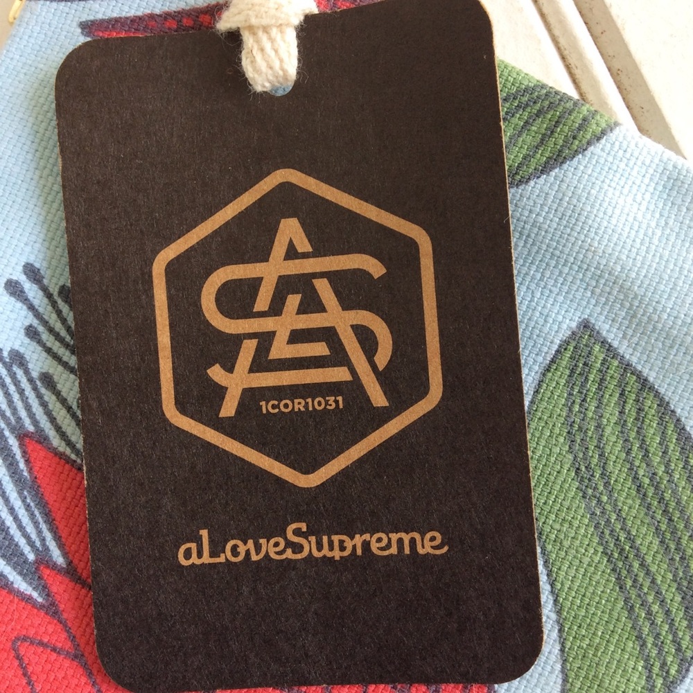 A Love Supreme: Makeup Pouch From South Africa - Picture 5 of 11